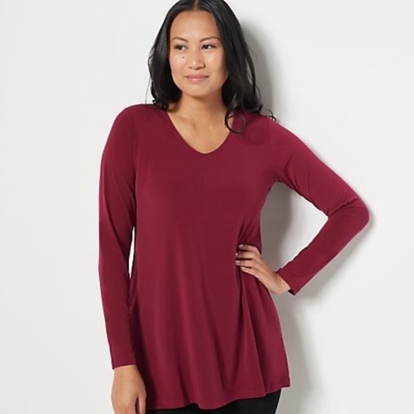 QVC Susan Graver LARGE Modern Essentials Deep Raspberry Liquid Knit Tunic Top - Picture 1 of 1